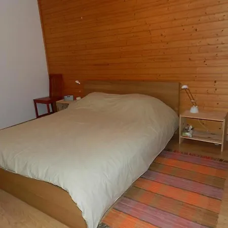 Hübeli - Bond Daire *